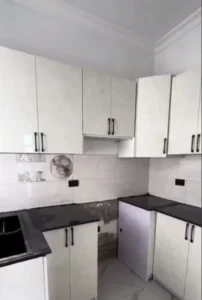 [es_property_field name="es_type"] in [es_property_field name="city"] - [es_property_field name="price"]