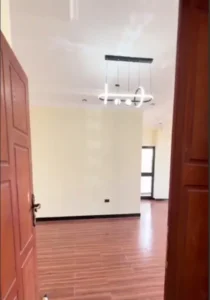 [es_property_field name="es_type"] in [es_property_field name="city"] - [es_property_field name="price"]