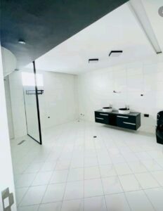 [es_property_field name="es_type"] in [es_property_field name="city"] - [es_property_field name="price"]