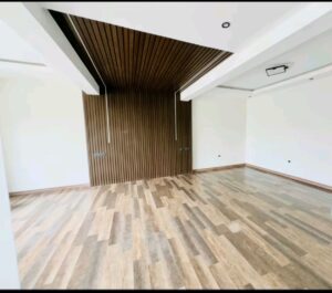 [es_property_field name="es_type"] in [es_property_field name="city"] - [es_property_field name="price"]