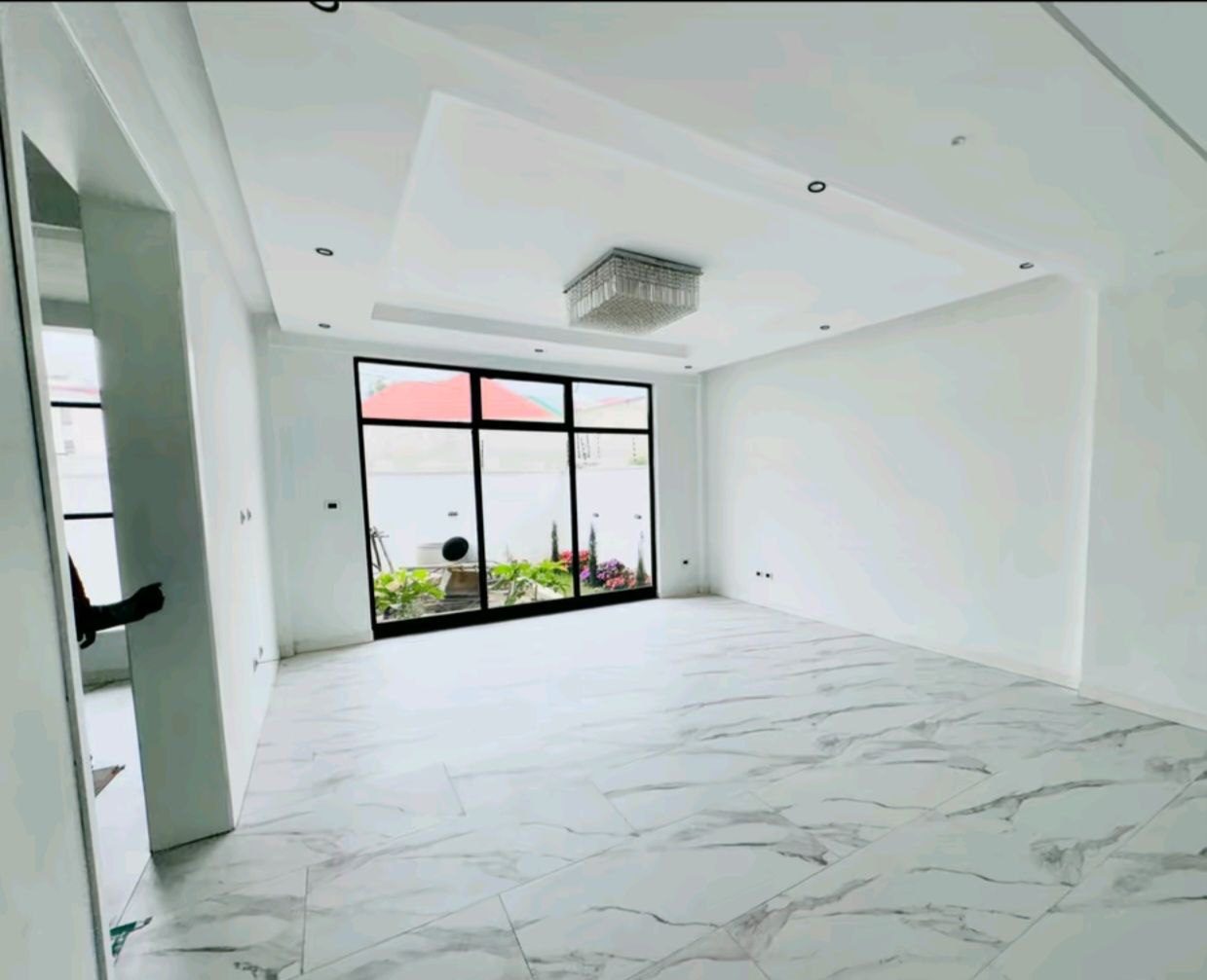 [es_property_field name="es_type"] in [es_property_field name="city"] - [es_property_field name="price"]