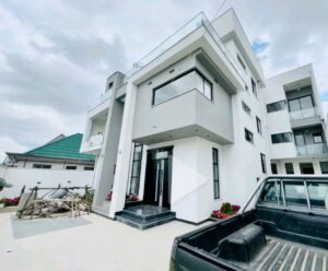 [es_property_field name="es_type"] in [es_property_field name="city"] - [es_property_field name="price"]