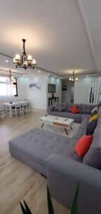 [es_property_field name="es_type"] in [es_property_field name="city"] - [es_property_field name="price"]