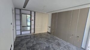 [es_property_field name="es_type"] in [es_property_field name="city"] - [es_property_field name="price"]