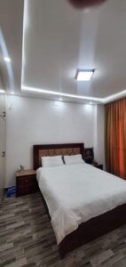 [es_property_field name="es_type"] in [es_property_field name="city"] - [es_property_field name="price"]