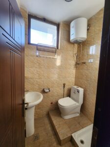 [es_property_field name="es_type"] in [es_property_field name="city"] - [es_property_field name="price"]