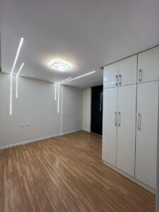 [es_property_field name="es_type"] in [es_property_field name="city"] - [es_property_field name="price"]