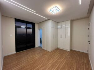 [es_property_field name="es_type"] in [es_property_field name="city"] - [es_property_field name="price"]