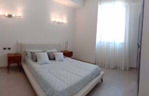 [es_property_field name="es_type"] in [es_property_field name="city"] - [es_property_field name="price"]