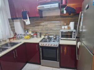 [es_property_field name="es_type"] in [es_property_field name="city"] - [es_property_field name="price"]