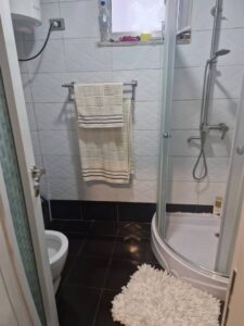 [es_property_field name="es_type"] in [es_property_field name="city"] - [es_property_field name="price"]