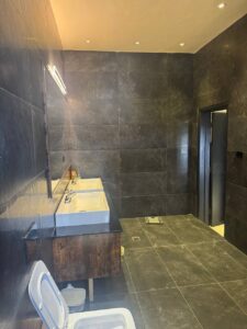 [es_property_field name="es_type"] in [es_property_field name="city"] - [es_property_field name="price"]