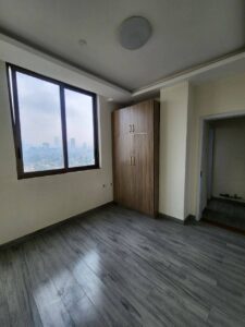 [es_property_field name="es_type"] in [es_property_field name="city"] - [es_property_field name="price"]
