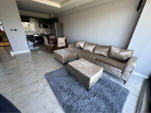 [es_property_field name="es_type"] in [es_property_field name="city"] - [es_property_field name="price"]