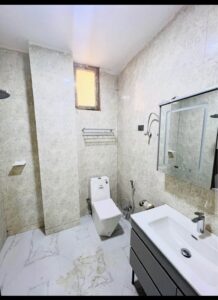 [es_property_field name="es_type"] in [es_property_field name="city"] - [es_property_field name="price"]