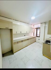[es_property_field name="es_type"] in [es_property_field name="city"] - [es_property_field name="price"]