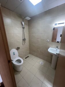 [es_property_field name="es_type"] in [es_property_field name="city"] - [es_property_field name="price"]