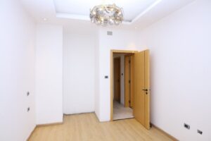 [es_property_field name="es_type"] in [es_property_field name="city"] - [es_property_field name="price"]