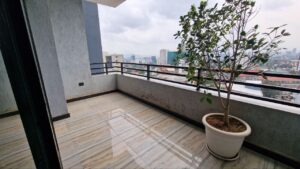[es_property_field name="es_type"] in [es_property_field name="city"] - [es_property_field name="price"]