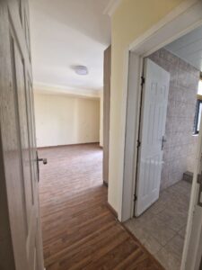 [es_property_field name="es_type"] in [es_property_field name="city"] - [es_property_field name="price"]