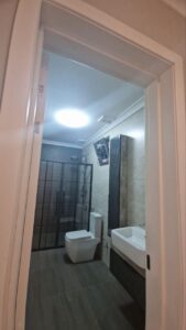 [es_property_field name="es_type"] in [es_property_field name="city"] - [es_property_field name="price"]