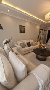 [es_property_field name="es_type"] in [es_property_field name="city"] - [es_property_field name="price"]