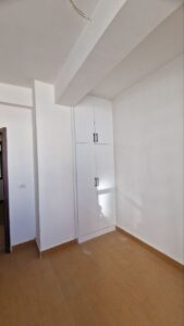[es_property_field name="es_type"] in [es_property_field name="city"] - [es_property_field name="price"]