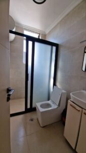 [es_property_field name="es_type"] in [es_property_field name="city"] - [es_property_field name="price"]