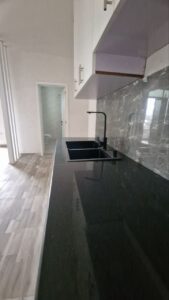 [es_property_field name="es_type"] in [es_property_field name="city"] - [es_property_field name="price"]