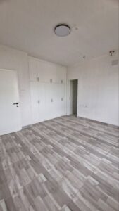 [es_property_field name="es_type"] in [es_property_field name="city"] - [es_property_field name="price"]