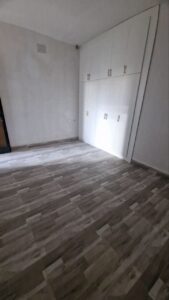 [es_property_field name="es_type"] in [es_property_field name="city"] - [es_property_field name="price"]