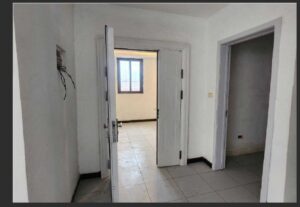 [es_property_field name="es_type"] in [es_property_field name="city"] - [es_property_field name="price"]