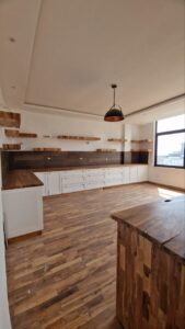 [es_property_field name="es_type"] in [es_property_field name="city"] - [es_property_field name="price"]