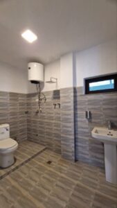 [es_property_field name="es_type"] in [es_property_field name="city"] - [es_property_field name="price"]