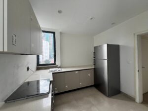 [es_property_field name="es_type"] in [es_property_field name="city"] - [es_property_field name="price"]