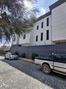 [es_property_field name="es_type"] in [es_property_field name="city"] - [es_property_field name="price"]