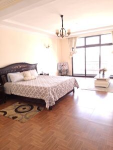 [es_property_field name="es_type"] in [es_property_field name="city"] - [es_property_field name="price"]