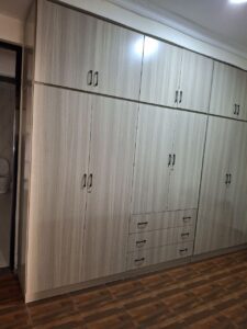 [es_property_field name="es_type"] in [es_property_field name="city"] - [es_property_field name="price"]