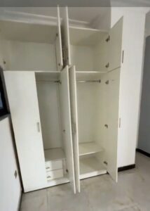 [es_property_field name="es_type"] in [es_property_field name="city"] - [es_property_field name="price"]