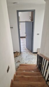 [es_property_field name="es_type"] in [es_property_field name="city"] - [es_property_field name="price"]