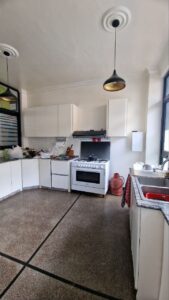 [es_property_field name="es_type"] in [es_property_field name="city"] - [es_property_field name="price"]