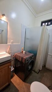 [es_property_field name="es_type"] in [es_property_field name="city"] - [es_property_field name="price"]