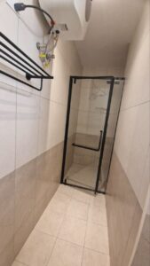 [es_property_field name="es_type"] in [es_property_field name="city"] - [es_property_field name="price"]