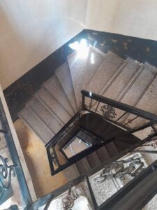 [es_property_field name="es_type"] in [es_property_field name="city"] - [es_property_field name="price"]