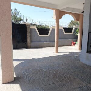 [es_property_field name="es_type"] in [es_property_field name="city"] - [es_property_field name="price"]