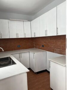 [es_property_field name="es_type"] in [es_property_field name="city"] - [es_property_field name="price"]