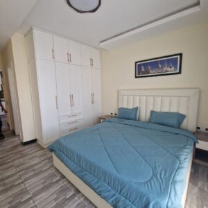 [es_property_field name="es_type"] in [es_property_field name="city"] - [es_property_field name="price"]