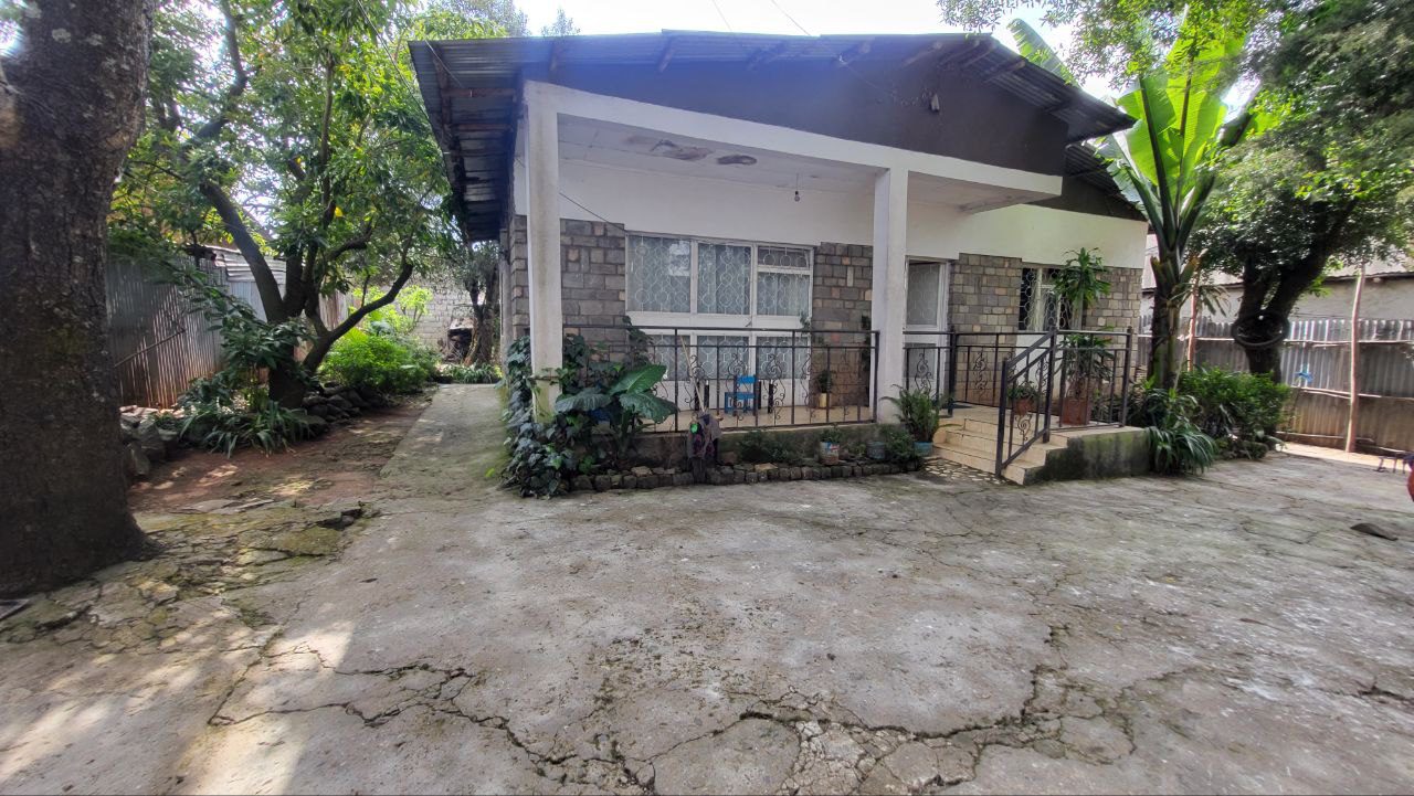 [es_property_field name="es_type"] in [es_property_field name="city"] - [es_property_field name="price"]