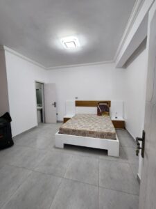 [es_property_field name="es_type"] in [es_property_field name="city"] - [es_property_field name="price"]