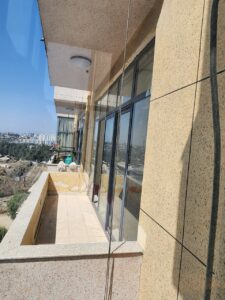 [es_property_field name="es_type"] in [es_property_field name="city"] - [es_property_field name="price"]